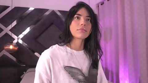 Snapshot of ss_samantha chatting on 1, 10, 2025 samantha online show from 1, 10, 2025