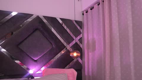 Snapshot of ss_samantha chatting on 14, 10, 2025 samantha online show from 14, 10, 2025