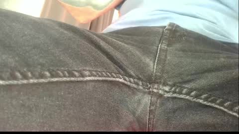 Snapshot of ssenzo chatting on 8, 4, 2026 ssenzo online show from 8, 4, 2026