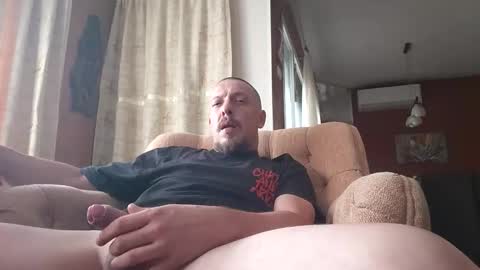 Snapshot of sskatsarski86 chatting on 6, 11, 2025 SSKOCI online show from 6, 11, 2025