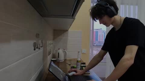 sssololeveling online show from 8, 1, 2026