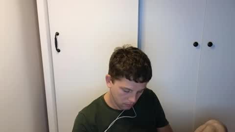 st1vemaster01 online show from 16, 9, 2025