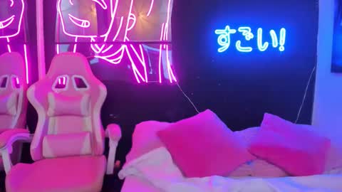 staarlightt online show from 13, 2, 2026