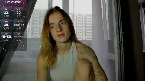 Snapshot of stacey_brow chatting on 27, 7, 2026 stacey online show from 27, 7, 2026