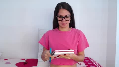 stacey_taylor7 online show from 9, 4, 2026