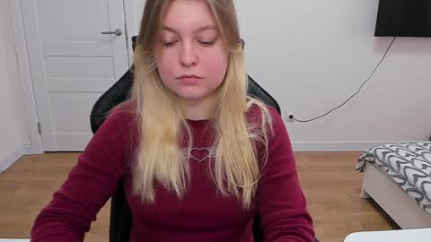 Stacy  online show from 4, 1, 2025