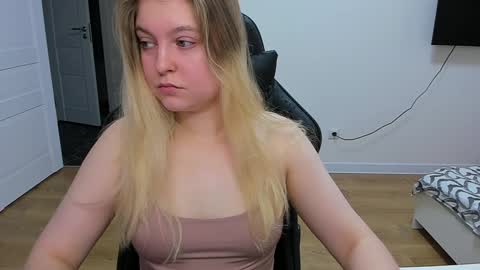 Stacy  online show from 8, 1, 2025