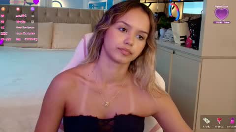 Snapshot of stacy_tylerr chatting on 21, 6, 2026 Stacy Tyler online show from 21, 6, 2026
