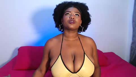 Snapshot of stacyhunterxxx chatting on 9, 3, 2025 STACY online show from 9, 3, 2025