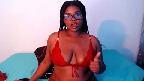 Snapshot of stacyhunterxxx chatting on 2, 2, 2026 STACY online show from 2, 2, 2026