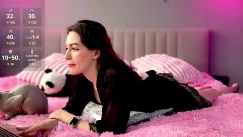 stacykelly online show from 13, 5, 2026