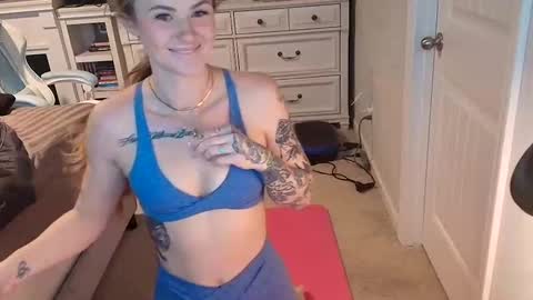 Hannah Lee online show from 11, 2, 2025