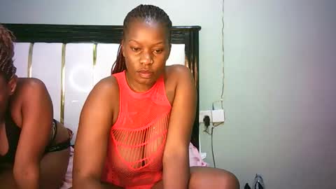 Snapshot of stacyweet chatting on 28, 10, 2025 Stacysweet chocolate online show from 28, 10, 2025