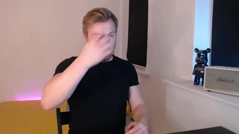 Snapshot of stan_lust chatting on 12, 11, 2025 StanLust online show from 12, 11, 2025