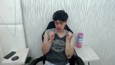 star_boyx online show from 28, 2, 2025