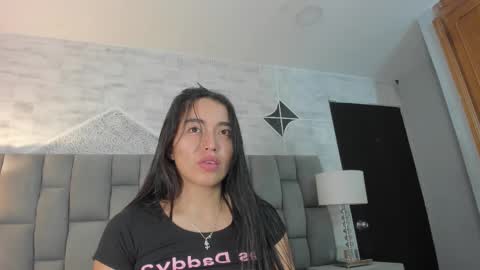 Snapshot of starbutterflyy_ chatting on 18, 1, 2026 STAR online show from 18, 1, 2026