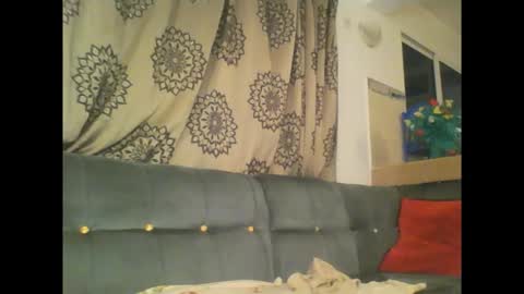 Snapshot of stargirl880271 chatting on 19, 11, 2025 isha online show from 19, 11, 2025