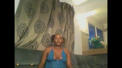 Snapshot of stargirl880271 chatting on 19, 11, 2025 isha online show from 19, 11, 2025