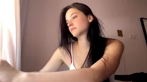 Snapshot of starlabieler chatting on 5, 7, 2026 Lola online show from 5, 7, 2026