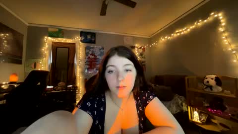 Snapshot of starlight09102 chatting on 2, 12, 2024 Starlight online show from 2, 12, 2024