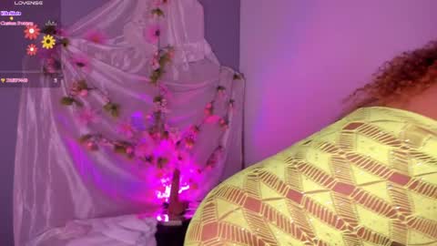 Snapshot of starlightsss_ chatting on 23, 4, 2026 . online show from 23, 4, 2026