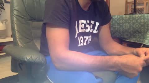 Starpizzle online show from 1, 10, 2025