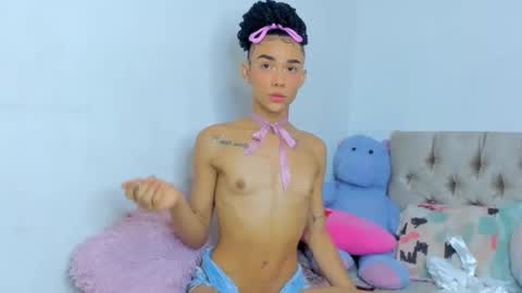 stassiebell online show from 12, 12, 2024