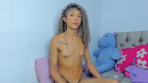 stassiebell online show from 20, 12, 2024