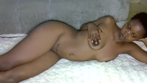 Snapshot of steamymummy254 chatting on 21, 4, 2026 Steamymummy online show from 21, 4, 2026