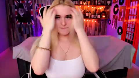 Snapshot of stef_nicks chatting on 10, 6, 2026 stef_nicks online show from 10, 6, 2026