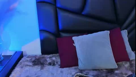 Snapshot of stefania_paz chatting on 1, 10, 2025 Stefania  online show from 1, 10, 2025
