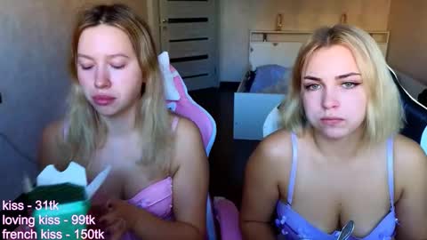 stefany_and_bettany online show from 29, 9, 2025