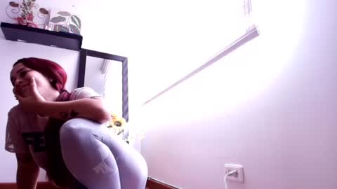 Snapshot of stefany_rojas chatting on 4, 8, 2026 stefany_rojas online show from 4, 8, 2026