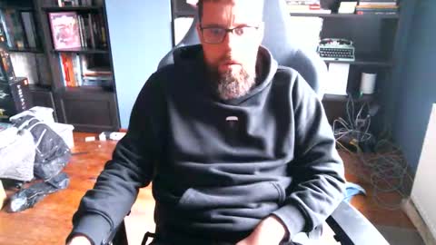 MeStef online show from 25, 10, 2025