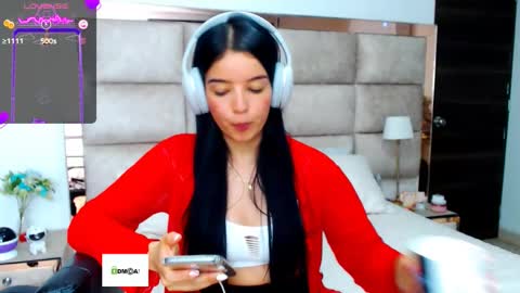 Stefany online show from 10, 3, 2025