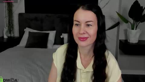 stella online show from 13, 10, 2025
