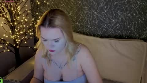 Snapshot of stella_morgan chatting on 18, 5, 2026 stella_morgan online show from 18, 5, 2026