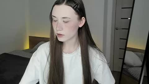 stella_sunny online show from 11, 5, 2026