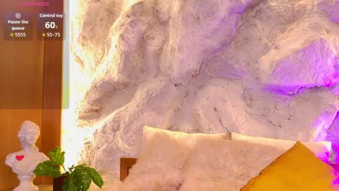 S T E L L A online show from 30, 3, 2026