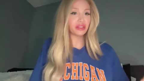 Stella Bella online show from 14, 2, 2025