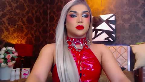 CALL ME STELLA online show from 13, 12, 2024