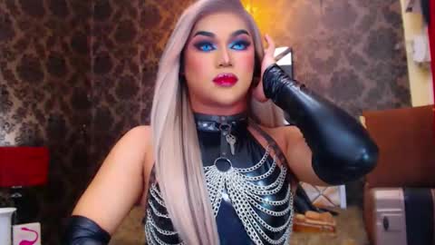 CALL ME STELLA online show from 10, 2, 2025