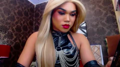 CALL ME STELLA online show from 27, 2, 2025