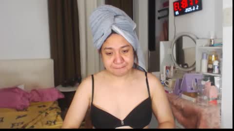 Snapshot of stellahugets chatting on 5, 6, 2026 Stella online show from 5, 6, 2026