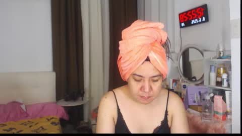 Snapshot of stellahugets chatting on 7, 6, 2026 Stella online show from 7, 6, 2026