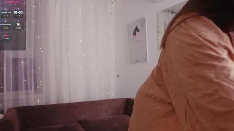 stellar_stacy online show from 8, 3, 2025