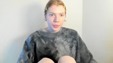 S T E L L A online show from 11, 11, 2025