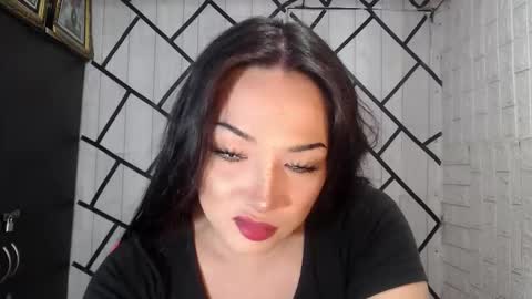 Snapshot of stellaven chatting on 24, 11, 2025 Stellaven online show from 24, 11, 2025