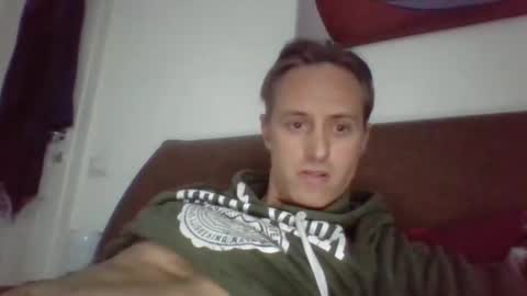 Snapshot of sten015 chatting on 5, 12, 2024 sten015 online show from 5, 12, 2024