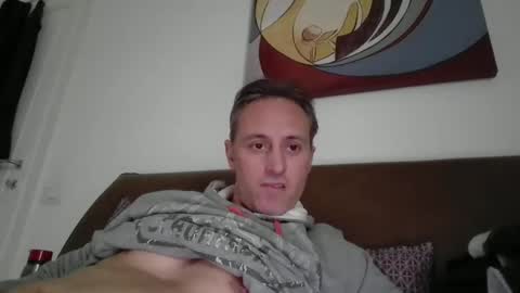 Snapshot of sten015 chatting on 15, 1, 2025 sten015 online show from 15, 1, 2025